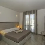 Otel Lido