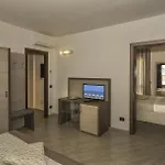 Lido Otel 3*