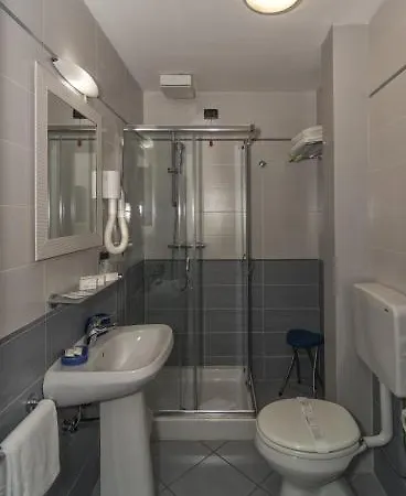 Lido Otel 3*