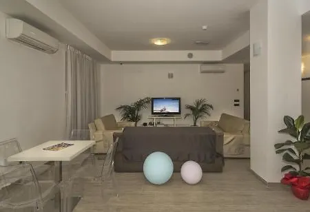 Otel Lido 3*