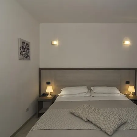 Lido 3*