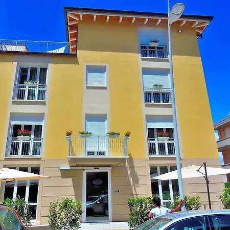 Hotel Lido 3*